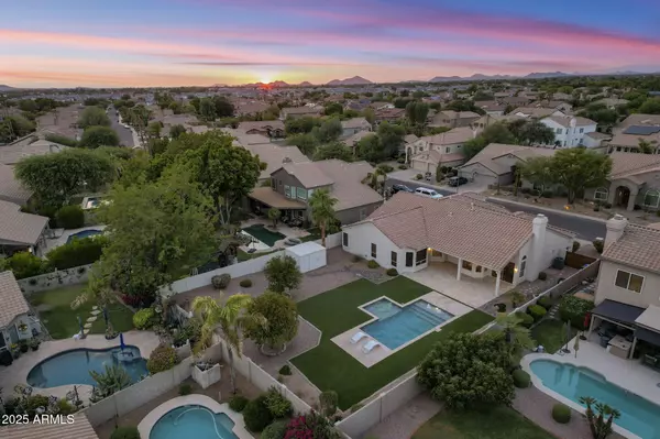 Scottsdale, AZ 85254,5433 E HARTFORD Avenue