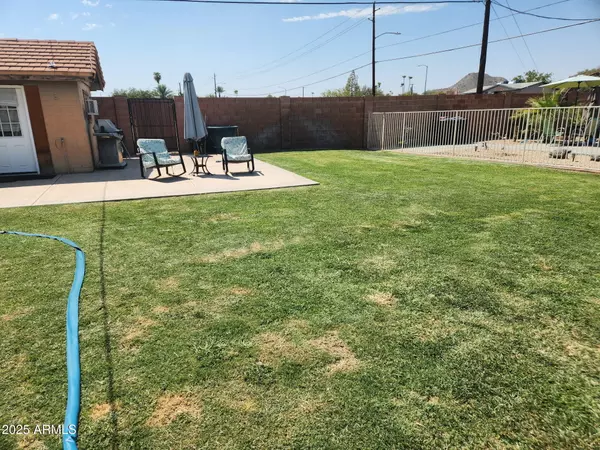 Phoenix, AZ 85032,3039 E CACTUS Road