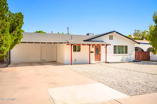 Mesa, AZ 85201,1042 W 9TH Place