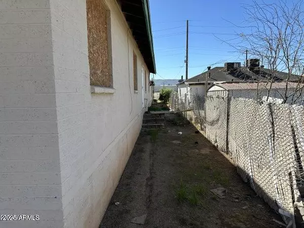 Phoenix, AZ 85040,1618 E Wood Street