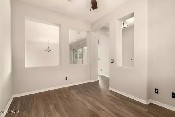 Chandler, AZ 85249,439 E LAS COLINAS Place