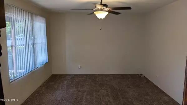 Glendale, AZ 85301,5850 W GARDENIA Avenue