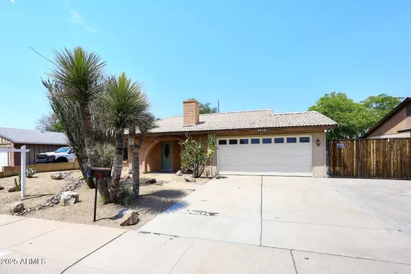 2828 W Wagoner Road, Phoenix, AZ 85053