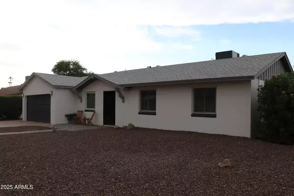 Phoenix, AZ 85028,3934 E SAHUARO Drive