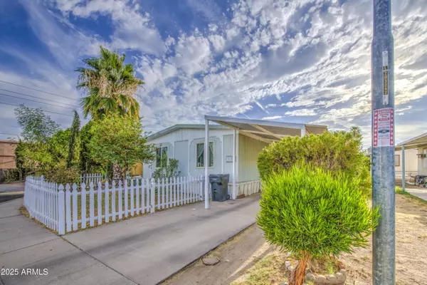 15601 N 19th Avenue #197, Phoenix, AZ 85023
