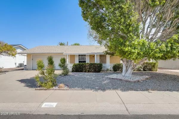 11032 W CUMBERLAND Drive, Sun City, AZ 85351