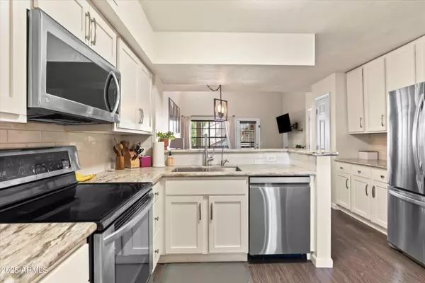 Tempe, AZ 85282,2333 E Southern Avenue #2067