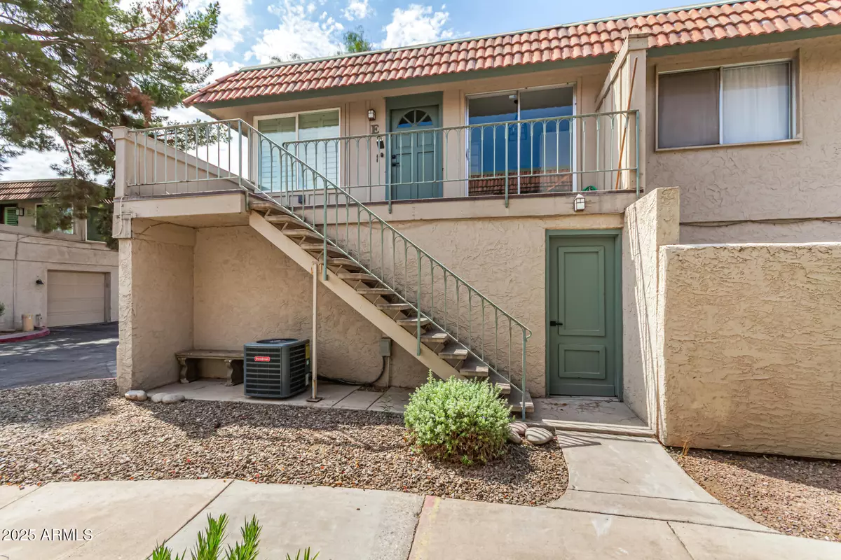 Tempe, AZ 85283,5626 S DOUBLOON Court #E