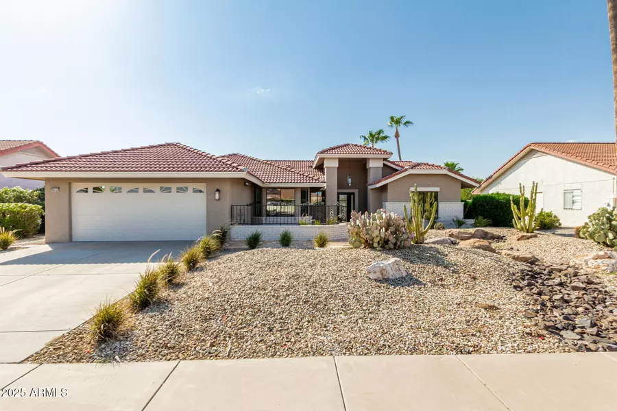 20034 N CROWN RIDGE Drive, Sun City West, AZ 85375