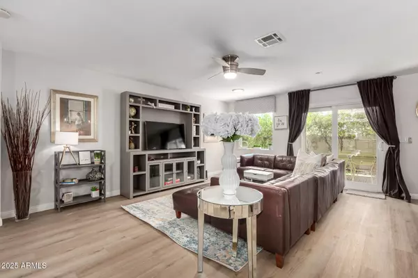 Scottsdale, AZ 85250,7713 E VISTA Drive