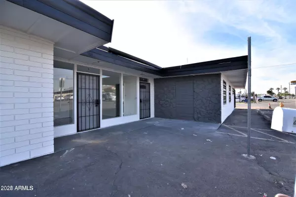 Phoenix, AZ 85019,4155 W WHITTON Avenue
