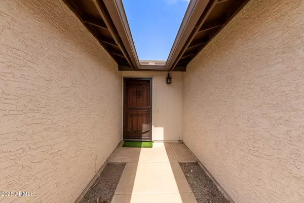 Sun Lakes, AZ 85248,26606 S BEECH CREEK Drive