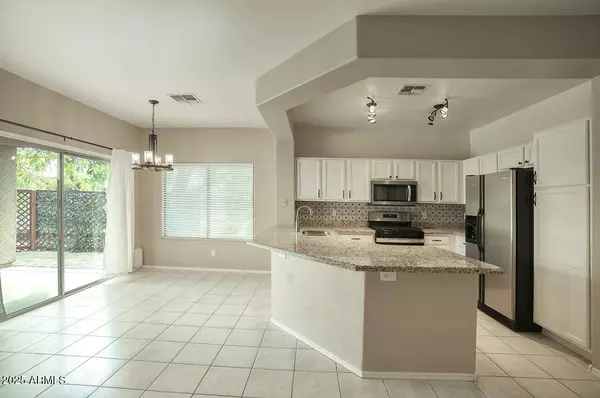 Queen Creek, AZ 85142,21192 E STIRRUP Street