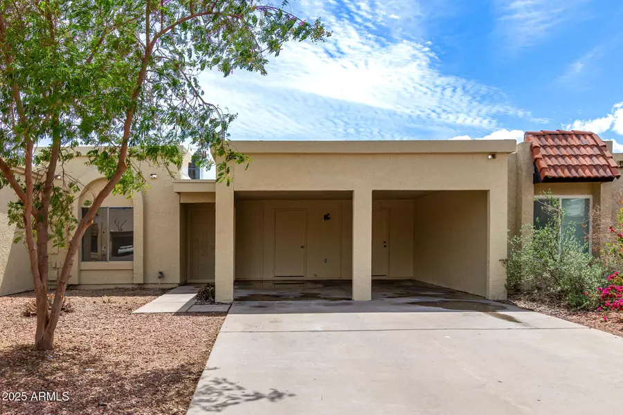 747 W RICE Drive, Tempe, AZ 85283