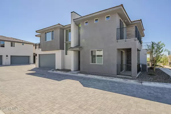 Phoenix, AZ 85085,2121 W Sonoran Desert Drive #99