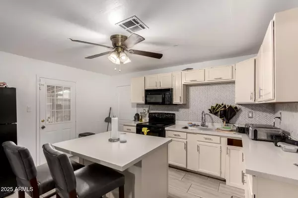 Phoenix, AZ 85009,3735 W Moreland Street