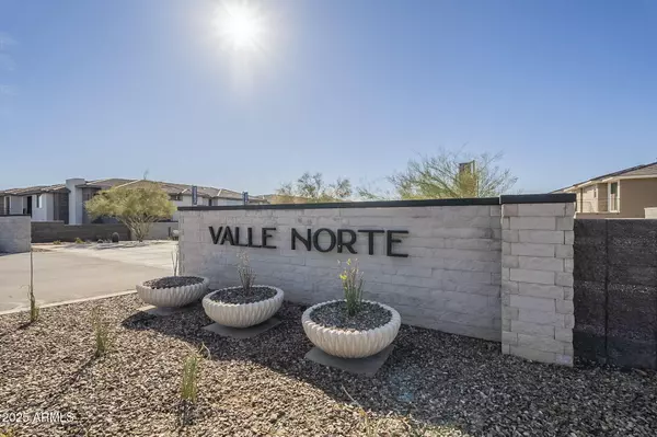 Phoenix, AZ 85085,2121 W Sonoran Desert Drive #66