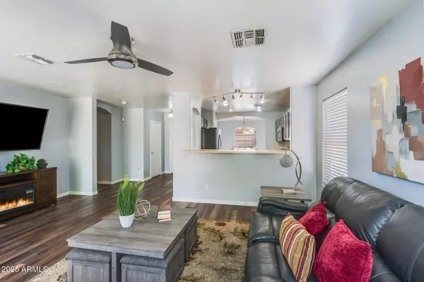 Phoenix, AZ 85041,2316 W CARSON Road