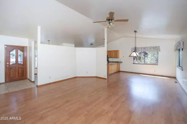 Prescott, AZ 86305,1944 FOREST VIEW --