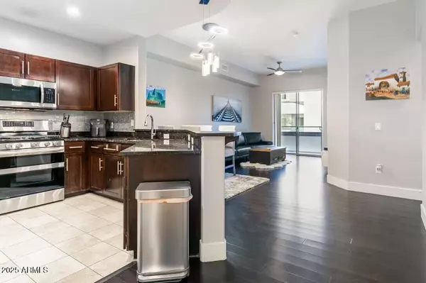 Tempe, AZ 85288,945 E PLAYA DEL NORTE Drive #3003