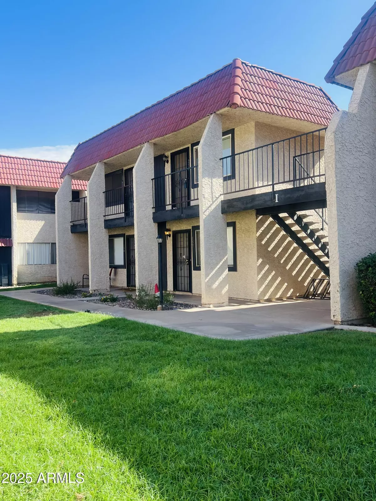 Tempe, AZ 85281,700 W UNIVERSITY Drive #253