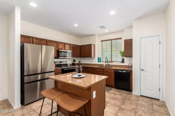 Glendale, AZ 85308,20045 N 49TH Drive