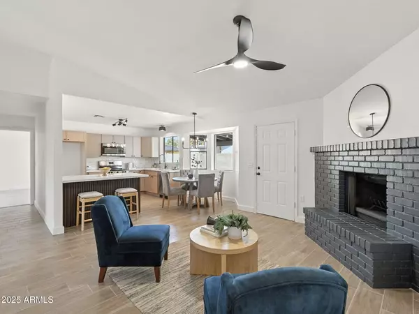 136 E SAN ANGELO Avenue, Gilbert, AZ 85234