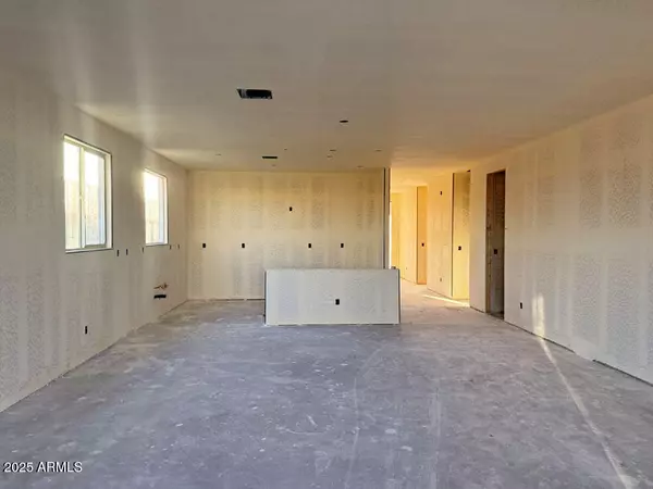 Tolleson, AZ 85353,4623 S 95TH Drive