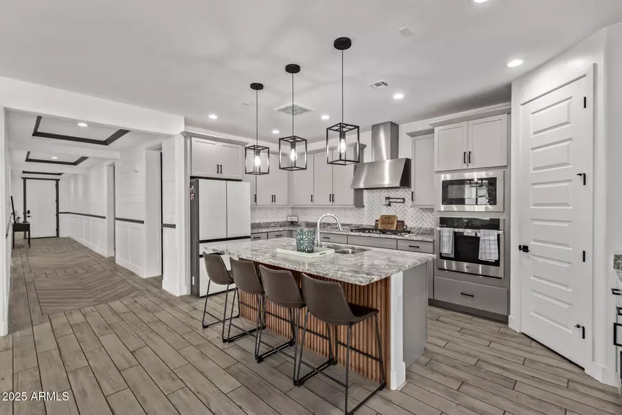 9649 E SPIRAL Avenue, Mesa, AZ 85212
