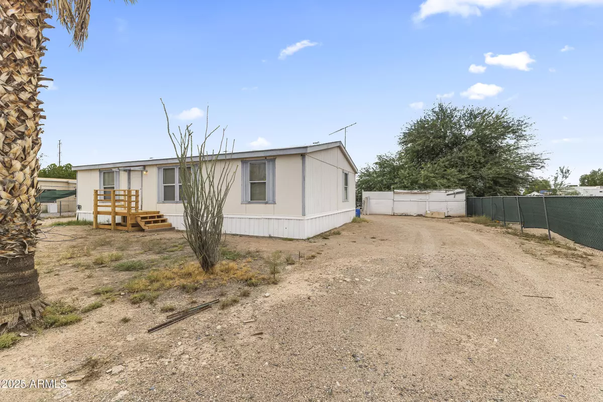 Glendale, AZ 85308,3523 W Quail Avenue