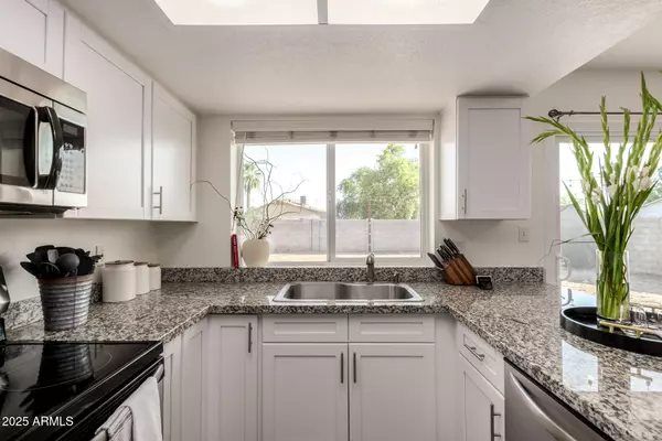 Mesa, AZ 85204,715 E HARMONY Avenue