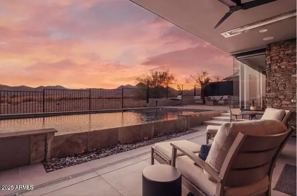 Fountain Hills, AZ 85268,15406 N BLACKBIRD Drive