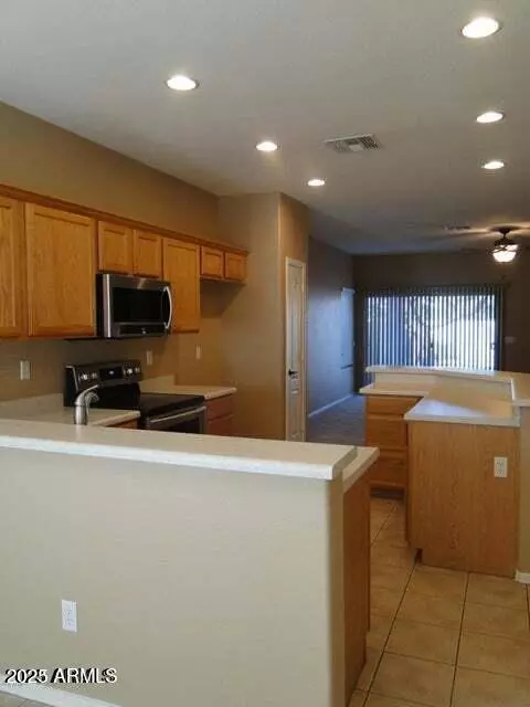 San Tan Valley, AZ 85140,754 E CHRISTOPHER Street