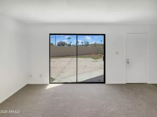 Phoenix, AZ 85023,15650 N 19TH Avenue #1206