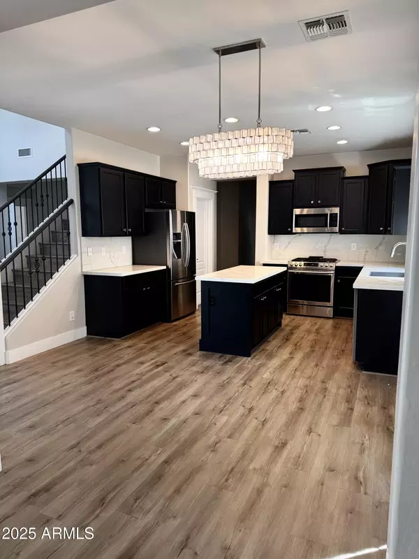 Gilbert, AZ 85297,3726 S STAR CANYON Drive