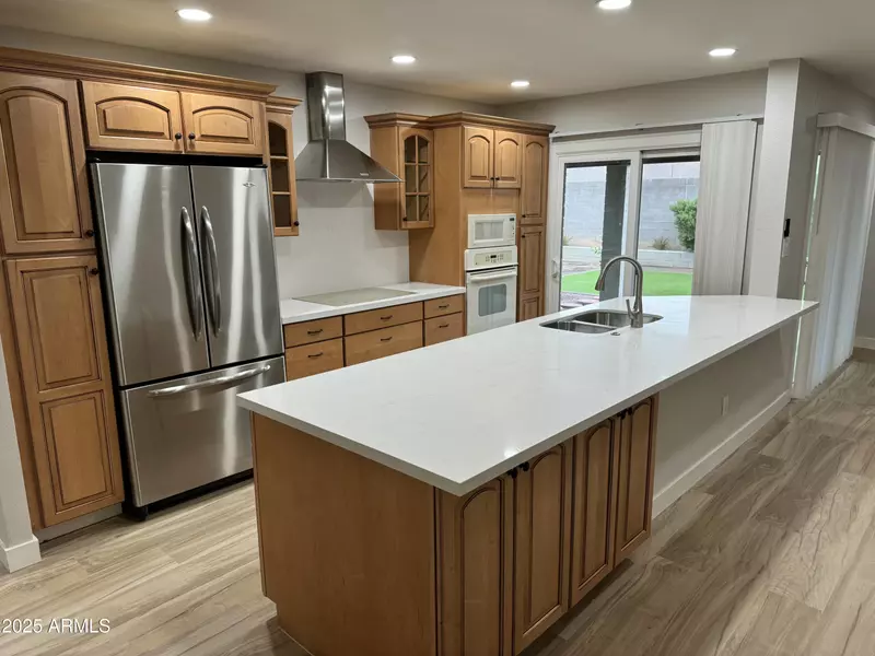 5401 S SIESTA Lane, Tempe, AZ 85283