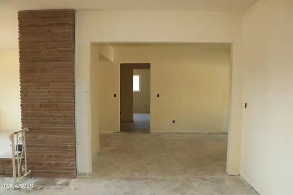 Phoenix, AZ 85006,1913 N 22ND Place