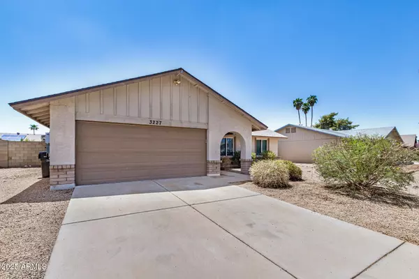 Phoenix, AZ 85053,3227 W MURIEL Drive