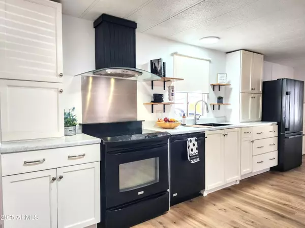Mesa, AZ 85204,300 S VAL VISTA Drive #218
