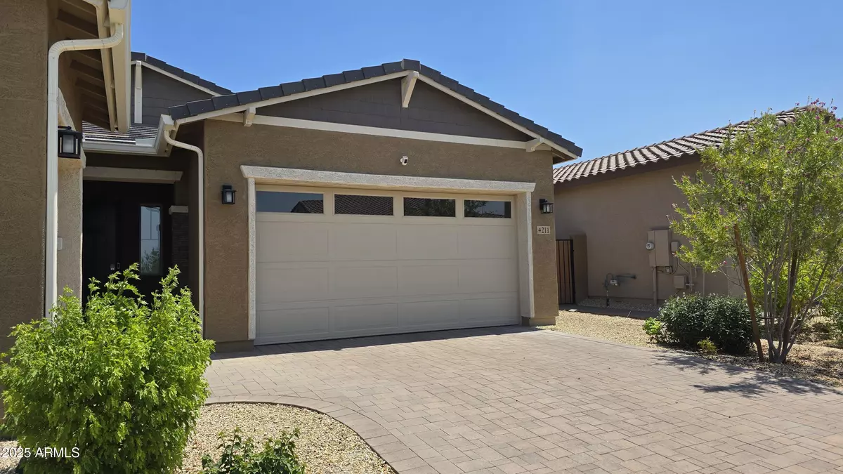 Tolleson, AZ 85353,4211 S 109TH Avenue #A