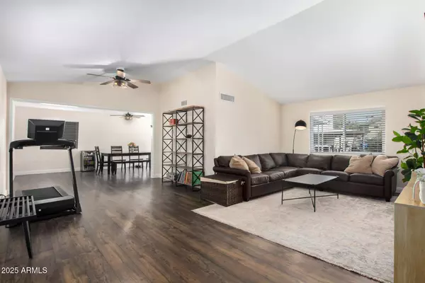 Glendale, AZ 85308,4707 W ANNETTE Circle