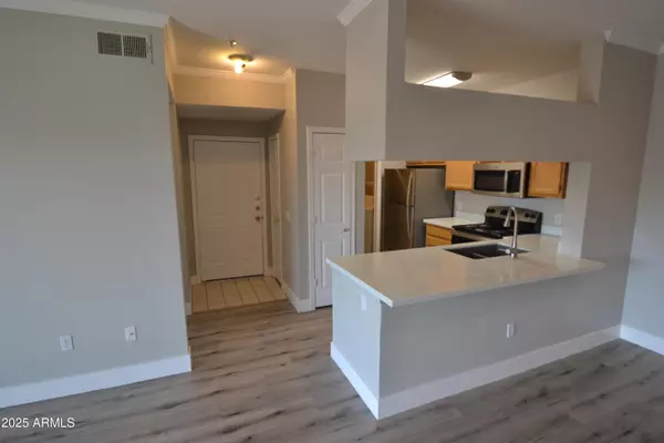 Phoenix, AZ 85008,5401 E Van Buren Street #3074