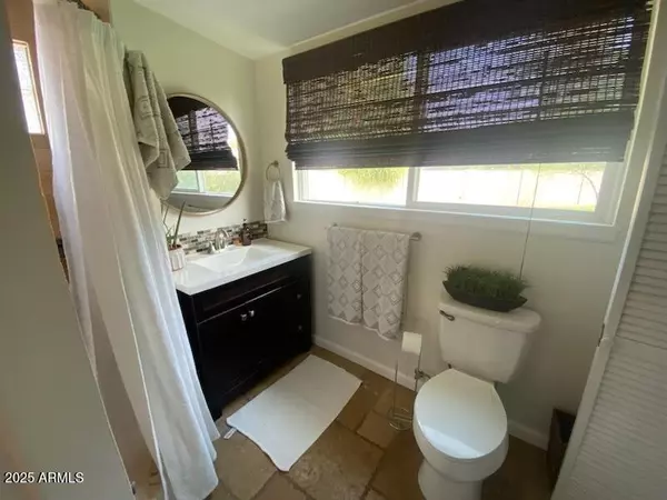 Phoenix, AZ 85013,1107 W TURNEY Avenue