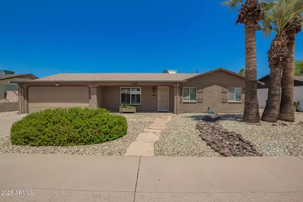 3808 W ROYAL PALM Road, Phoenix, AZ 85051