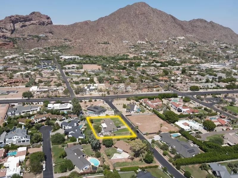 4616 N 49TH Place, Phoenix, AZ 85018