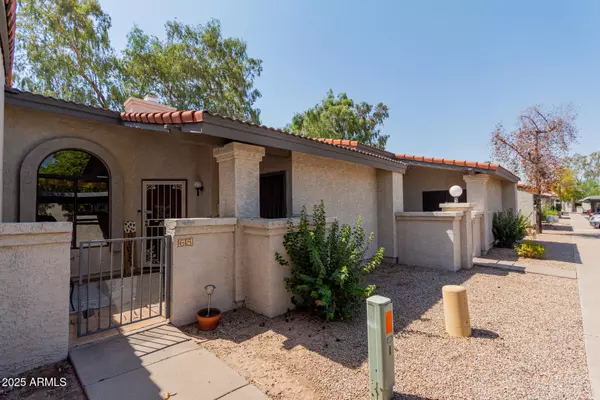 Mesa, AZ 85202,1718 S LONGMORE -- #68