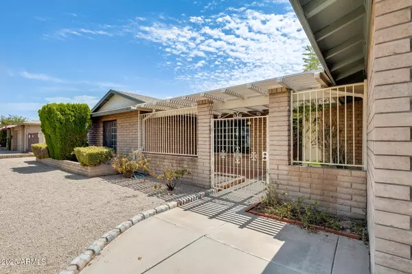 Phoenix, AZ 85027,3033 W TOPEKA Drive