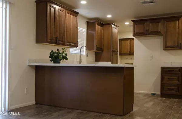 Phoenix, AZ 85053,4101 W Redfield Road