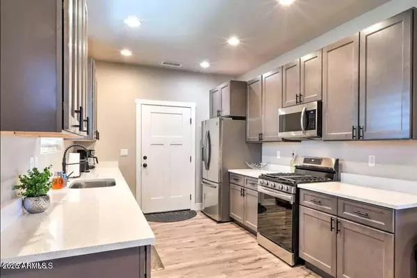 Flagstaff, AZ 86001,2269 W MISSION TIMBER Circle