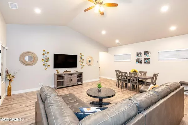 Flagstaff, AZ 86001,2269 W MISSION TIMBER Circle